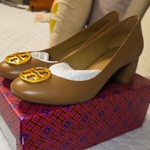 Tory Burch Tan Leather Heels with Gold Emblem